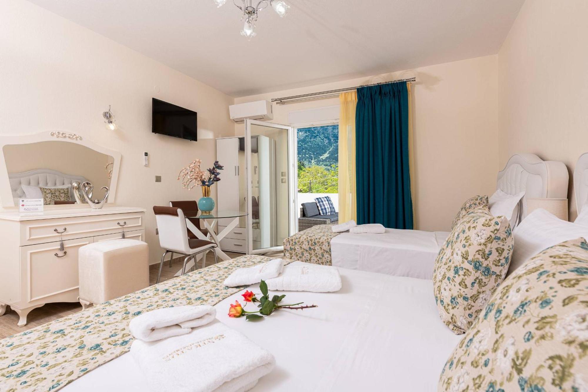 Stratos Deluxe Apartments Skala Potamia  Zimmer foto